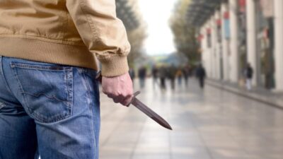 Knife-wealding-attacker-urban-environment-scaled-e1717755099976